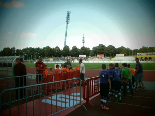 Einlaufkids RWE vs. HSV