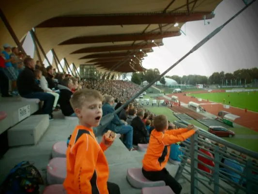 Einlaufkids RWE vs. HSV